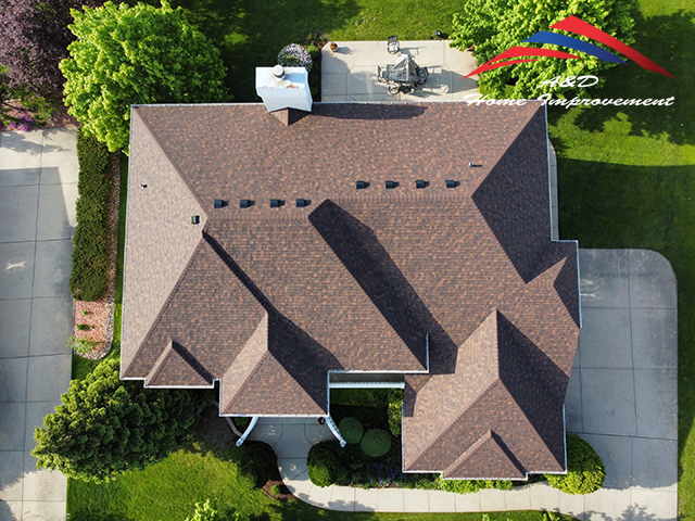 After photo of new roof replaced in Burr Ridge, IL